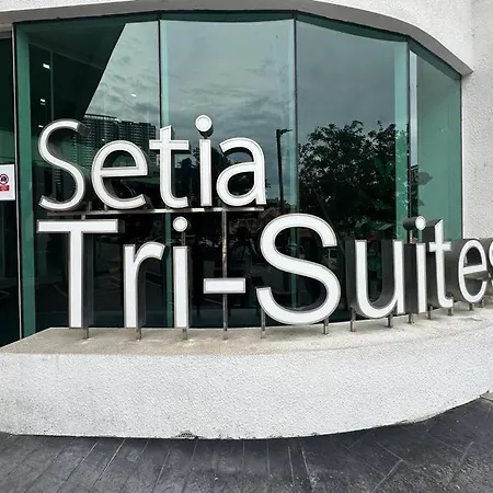 Fabulous Airport 2Br Suite# Straits Intl# Msg Chair Bayan Lepas Exterior photo