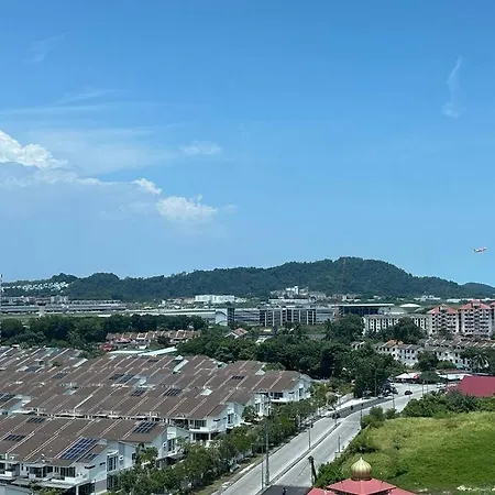 Fabulous Airport 2Br Suite# Straits Intl# Msg Chair Bayan Lepas Exterior photo