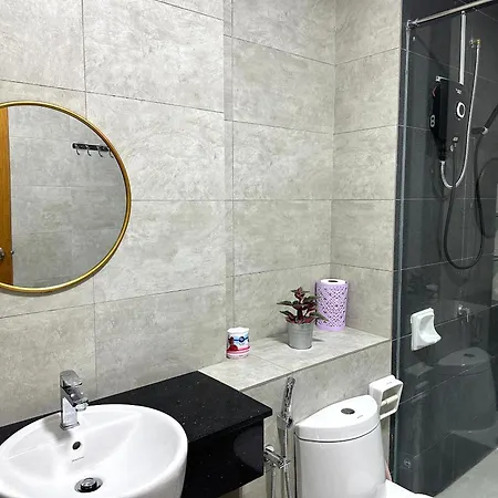 Fabulous Airport 2Br Suite# Straits Intl# Msg Chair Bayan Lepas Exterior photo